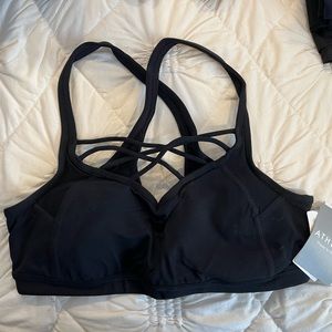 Athleta mind over mat bra - size L - NWT